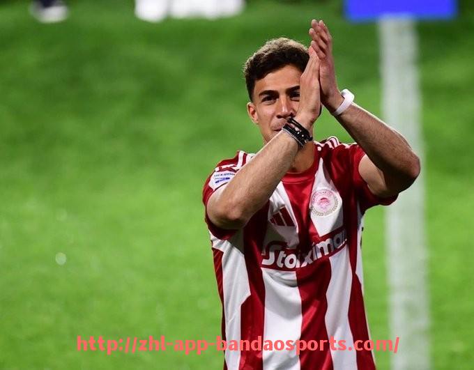 半岛体育app-法甲球队球员伤病情况对战术部署与成绩影响研究